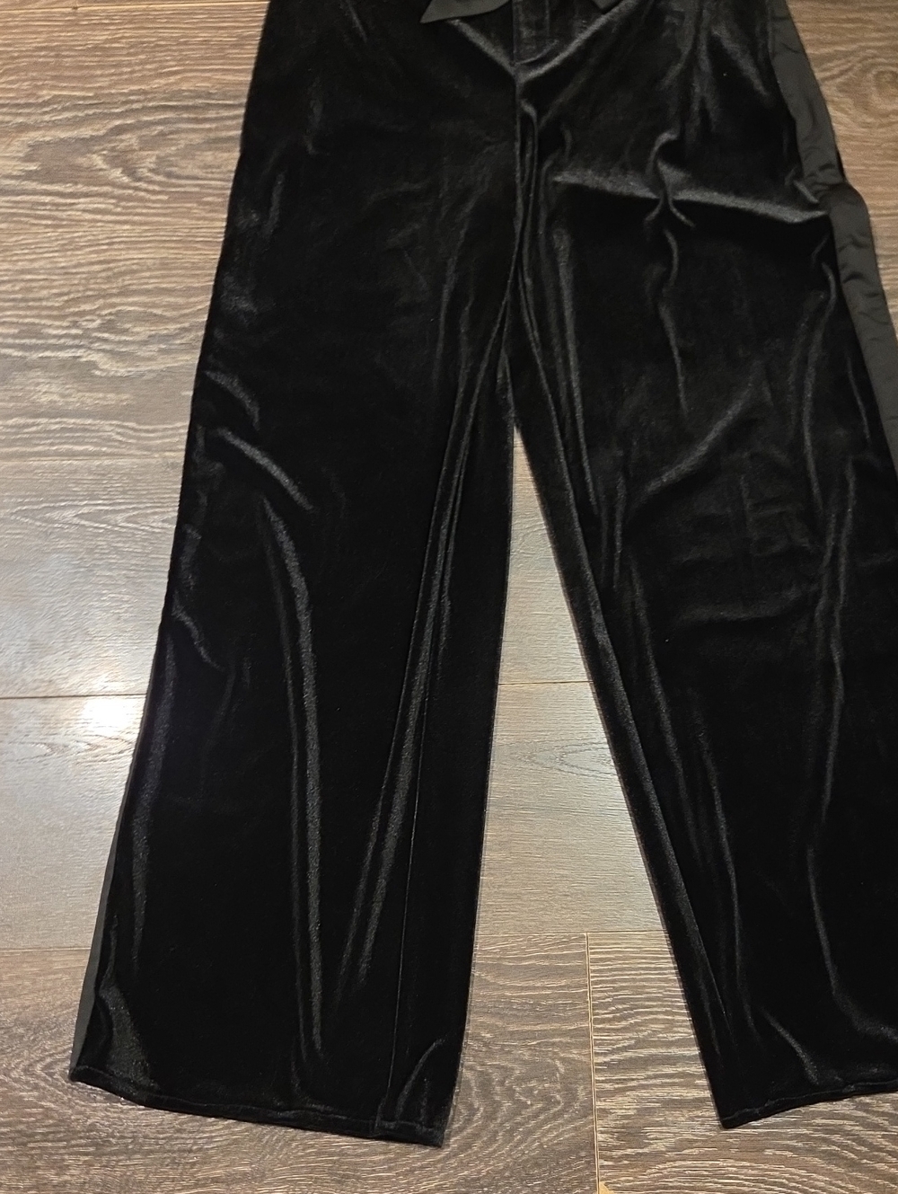 ❤️ KARL LAGERFELD VELVET HIGH RISE WIDE LEG PANTS WITH CREPE SIDE STRIPE, 4 (27) - Picture 4 of 8